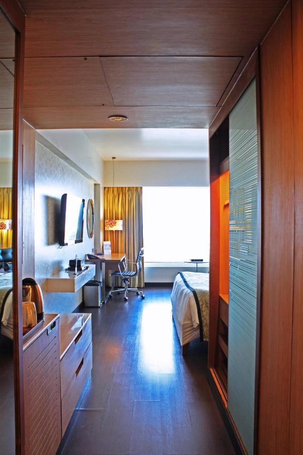 Fortune Select Sg Highway, Ahmedabad - Member Itc Hotels' Group 外观 照片