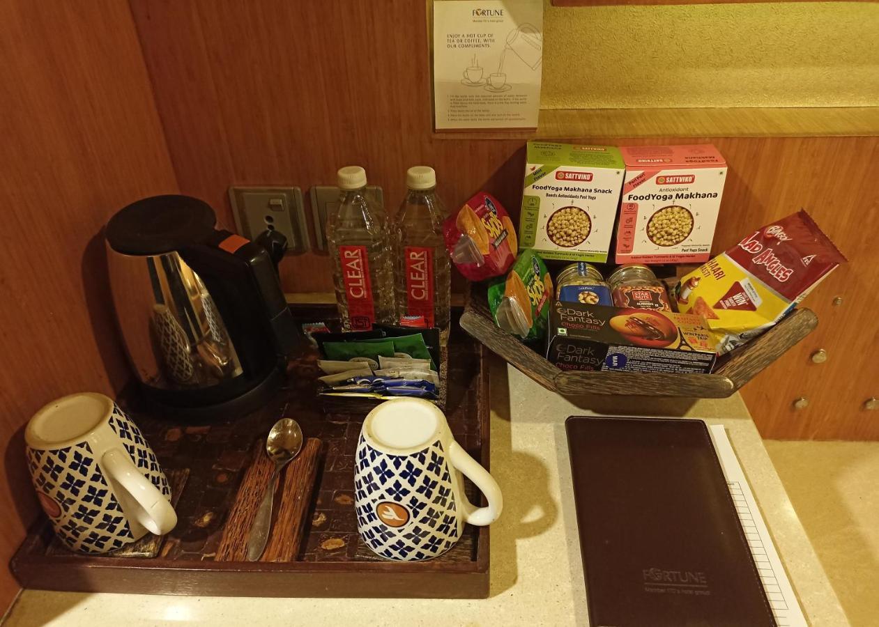 Fortune Select Sg Highway, Ahmedabad - Member Itc Hotels' Group 外观 照片