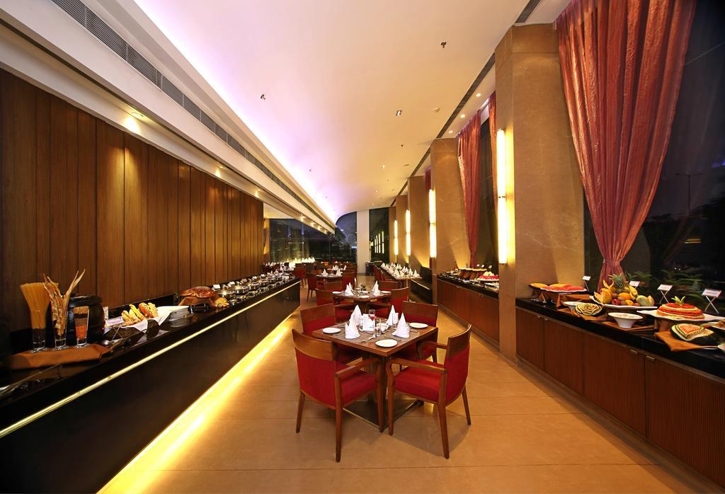 Fortune Select Sg Highway, Ahmedabad - Member Itc Hotels' Group 外观 照片