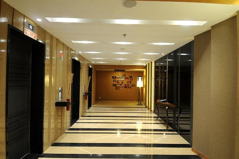 Fortune Select Sg Highway, Ahmedabad - Member Itc Hotels' Group 外观 照片