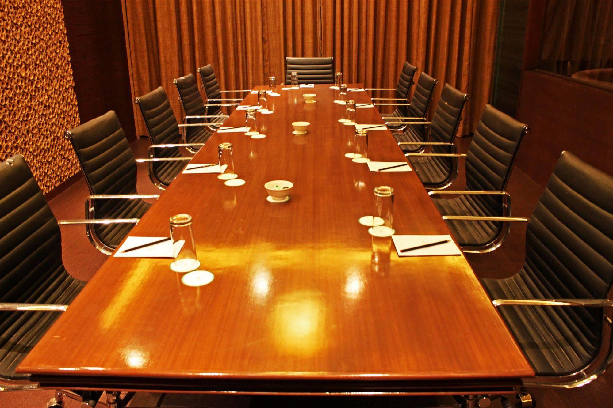 Fortune Select Sg Highway, Ahmedabad - Member Itc Hotels' Group 外观 照片